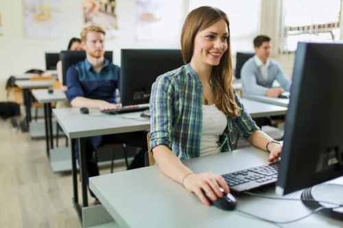 laboratório rotacional, ensino híbrido, plataforma LMS